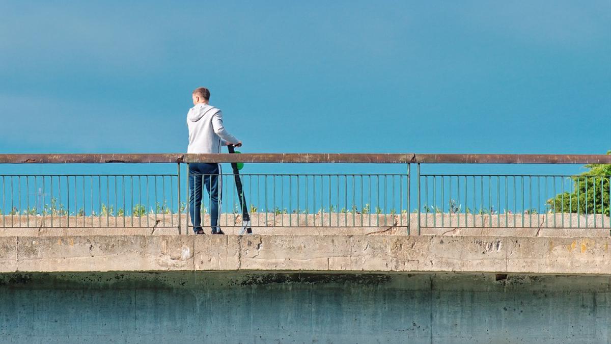 trotineta-barbat-27-de-ani-mort_15199500