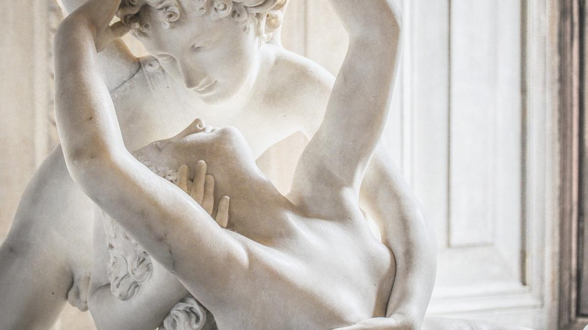 campanie-anti-rasism-muzeul-cambridge-statui-albe_46983500