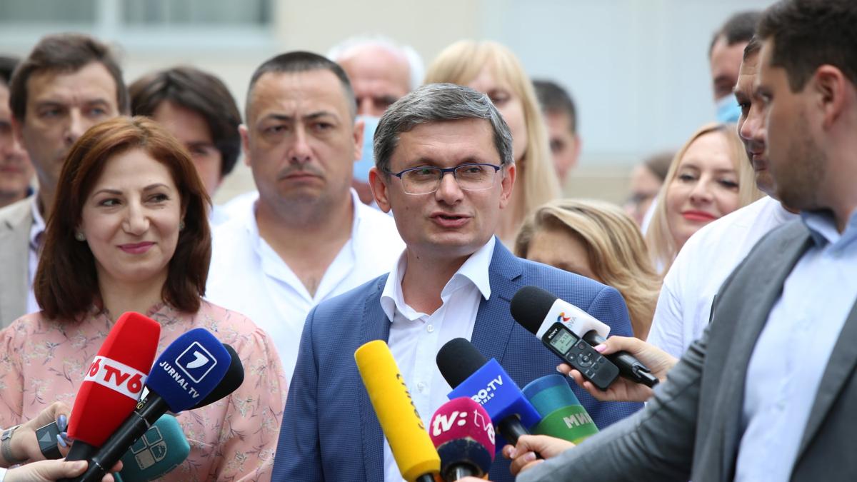 introducerea-limbii-romane-in-constitutia-republicii-moldova-igor-grosu_03326600