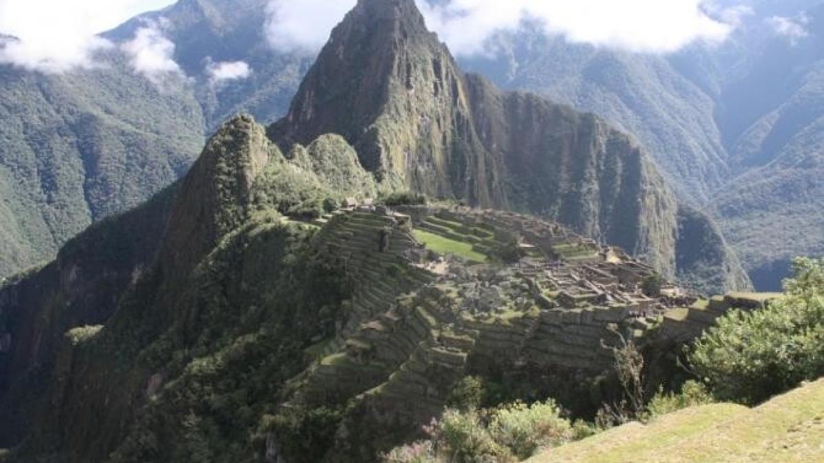 cel-putprc-ccprc-a7in-16-mortprc-ccprc-a7i-dupaprc-ccprc-86-praprc-ccprc-86busprc-ccprc-a7irea-unui-autobuz-cu-muncitori-iprc-ccprc-82ntr-o-praprc-ccprc-86pastie_50672400