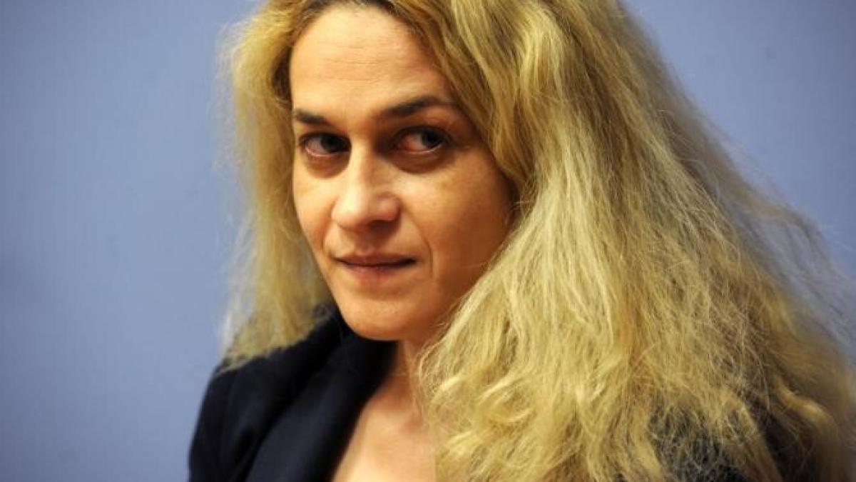 monica-althamer-usr-plus-voiculescu_11724000