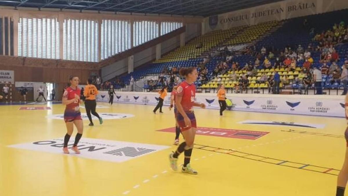 gloria-buzaprc-ccprc-86u-a-caprc-ccprc-82sprc-ccprc-a7tigat-iprc-ccprc-82n-premieraprc-ccprc-86-cupa-romaprc-ccprc-82niei-la-handbal-feminin_42383500