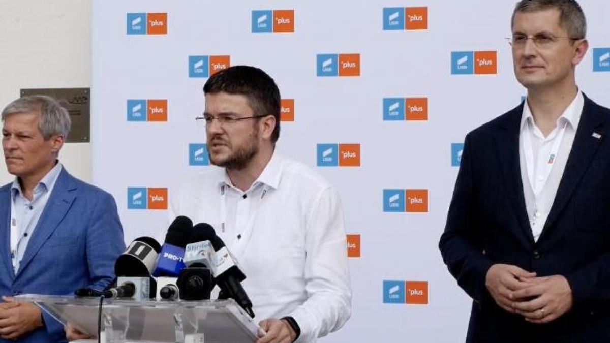 ciolos-darau-barna-congres-usr-plus_64317300