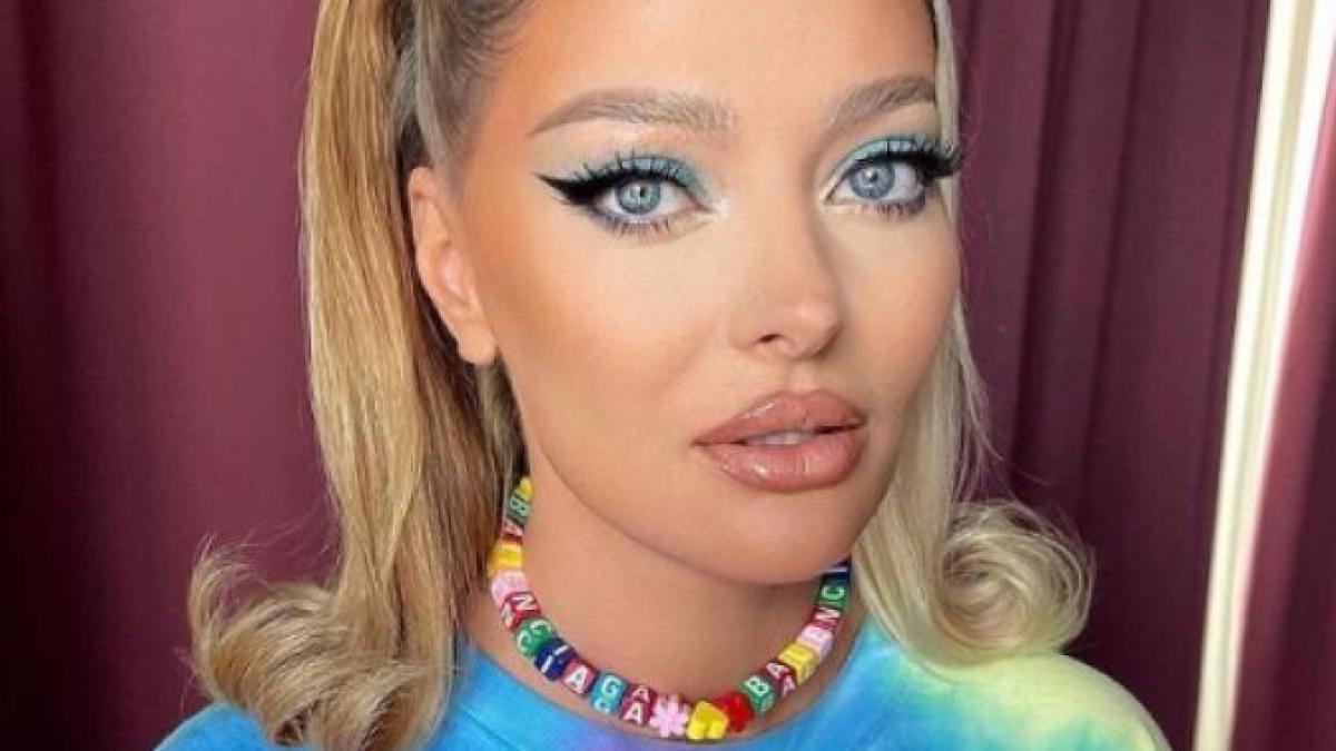 delia--fotografie-de-infarct--dani-mocanu-si-fanii--replici-geniale-ne-ai-luat-pe-nepregatite--vrei-sa-ne-zapacesti_85054000