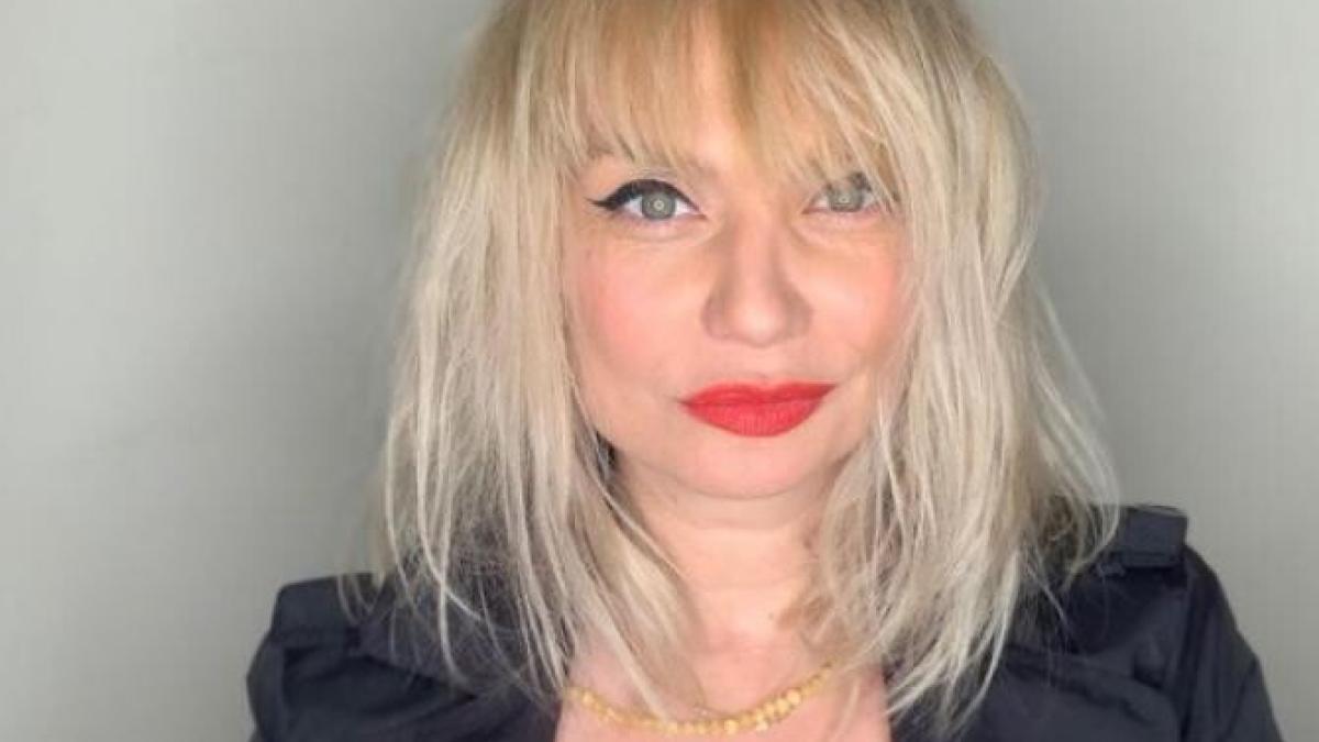 cristina-cioran--video-cu-fetita-nascuta-prematur-acasa--in-sfarsit-nu-ne-putem-lua-ochii-de-la-ea_84233400