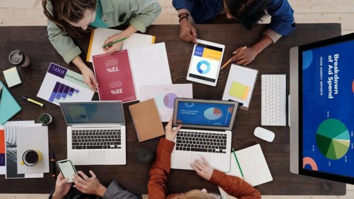 studenti-joburi_66563600