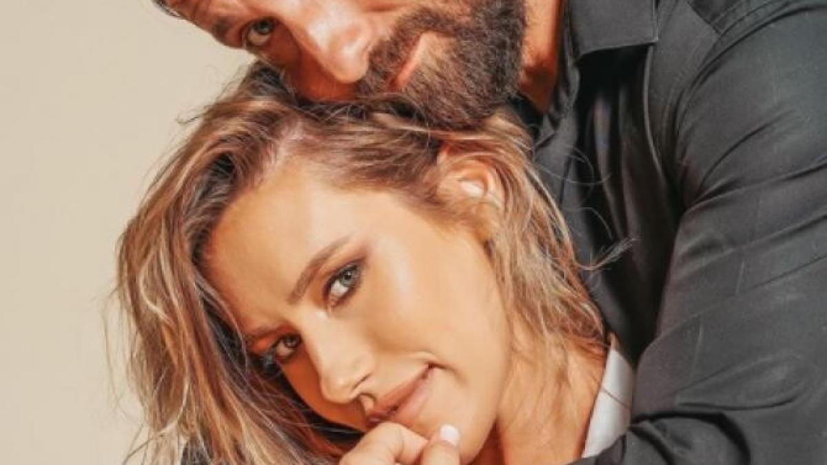 dani-otil--anunt-despre-nasterea-bebelusului-cred-ca-vine----ce-nume-ciudat-i-au-dat_71220100