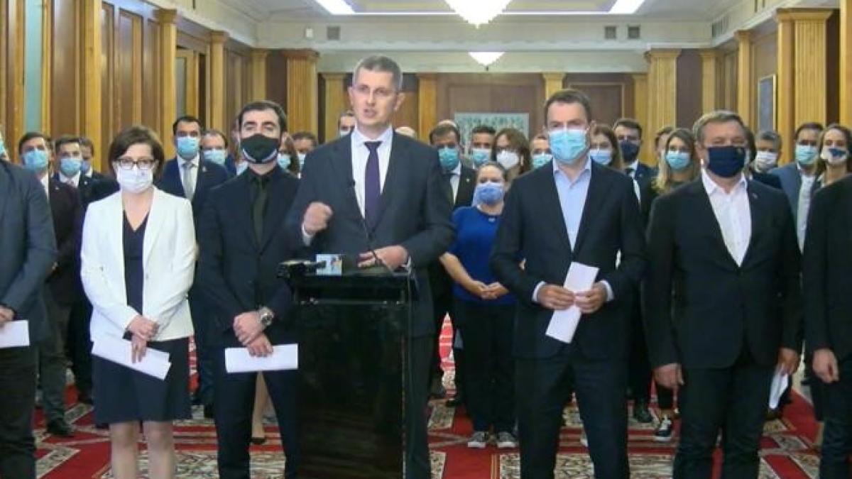 usr-plus--demisie--decizie-dupa-scandalul-din-bpr-de-luni--barna-nu-mai-putem-merge-mai-departe_07205700