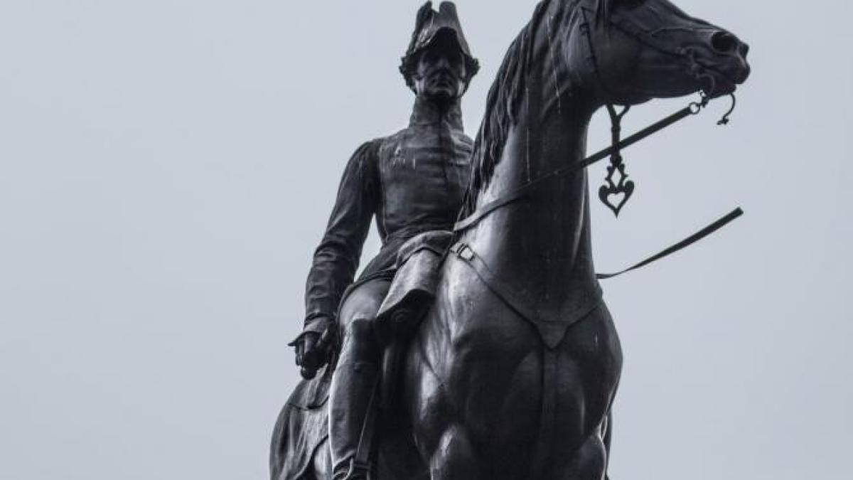 statuie-virginia-pexels_64832600