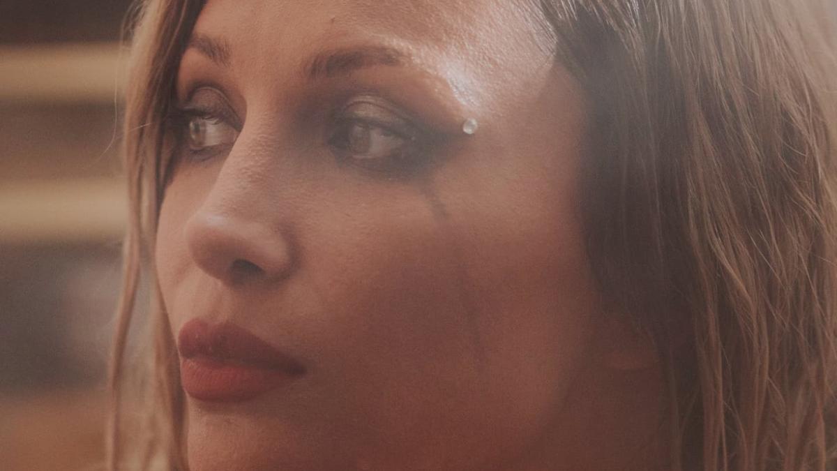 lora-vrea-sa-adopte-un-copil_01480800