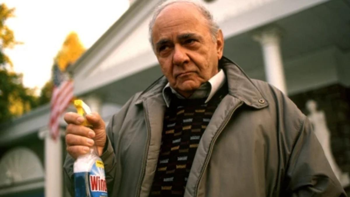 michael-constantine_97243900