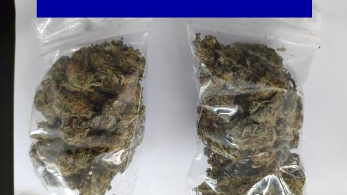 doi-baprc-ccprc-86rbatprc-ccprc-a6i--arestatprc-ccprc-a6i-pentru-caprc-ccprc-86-vindeau-droguri-tinerilor-din-sulina_57892600