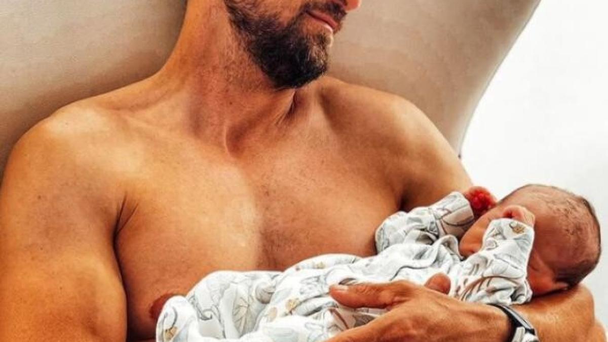 dani-otil--anunt-despre-numele-bebelusului--hohote-de-ras-in-direct-nu-mi-spune_34600700