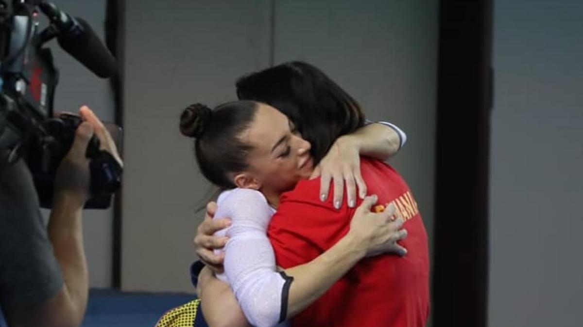 larisa-iordache-a-vrut-sa-renunte-la-gimnastica-parintii-mei-mi-au-prezentat-cu-adevarat-realitatea_44578200