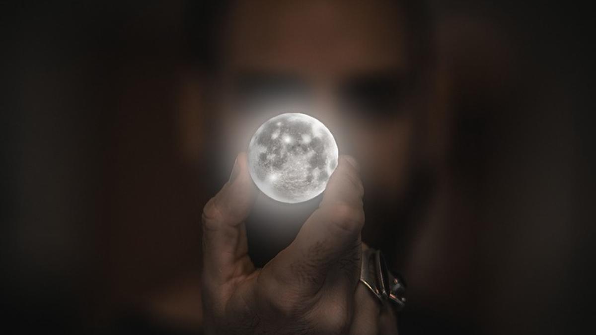 luna-semn-viata_05616800