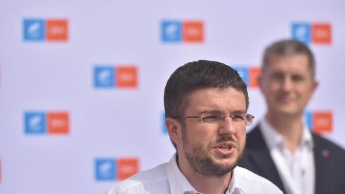 alegeri-pentru-sprc-ccprc-a6efia-usr-plus--daprc-ccprc-86raprc-ccprc-86u---nu-voi-sustprc-ccprc-a6ine-pe-niciunul_04374100