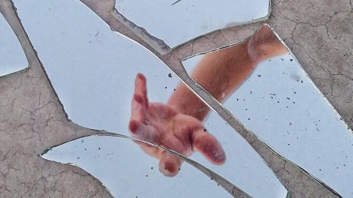 baba-vanga-oglinda-sparta_64474900