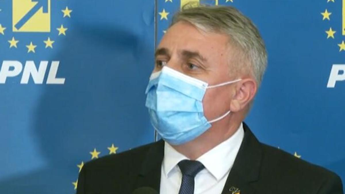 ancheta-dupa-ce-liberali-au-bruscat-jurnalistii-la-congresul-pnl--lucian-bode--scuze-in-fata-presei_03737900