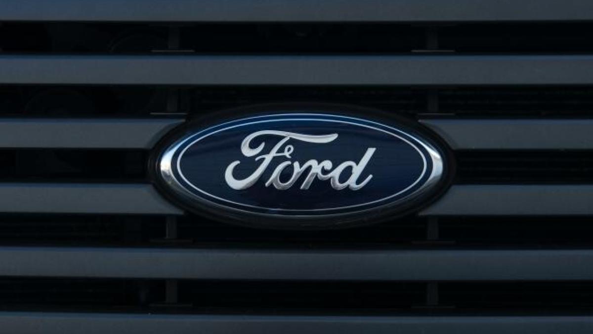 ford-investitie-record_88726000