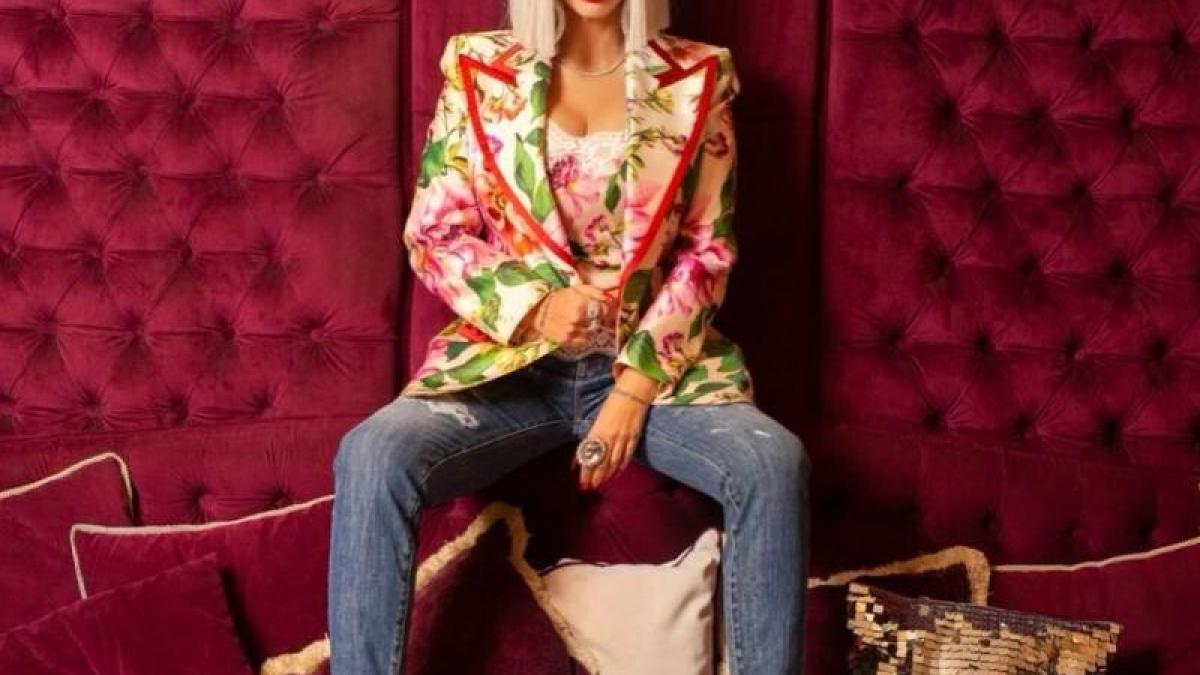 raluca-badulescu_70081700