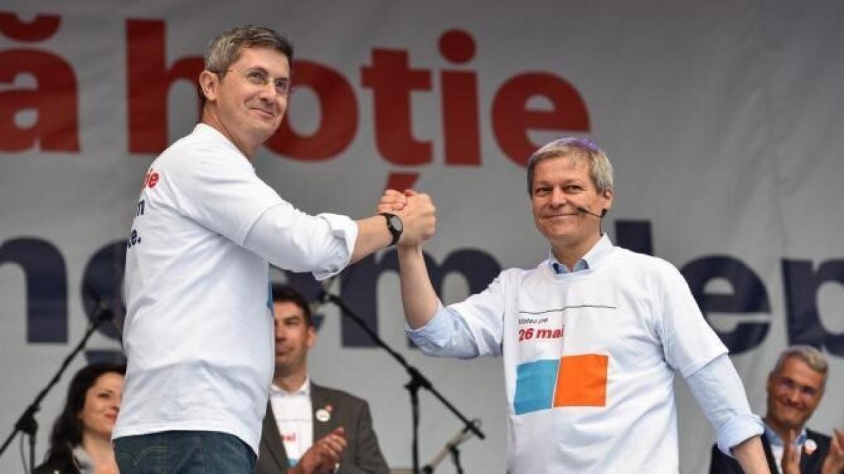 barna-si-ciolos-motiune-psd_94638100