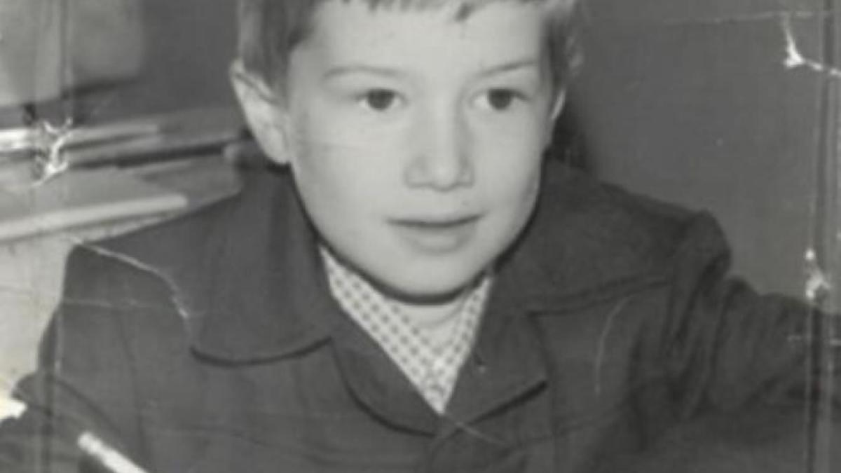 mihai_bendeac_cand_era_mic_foto_instagram_11735800