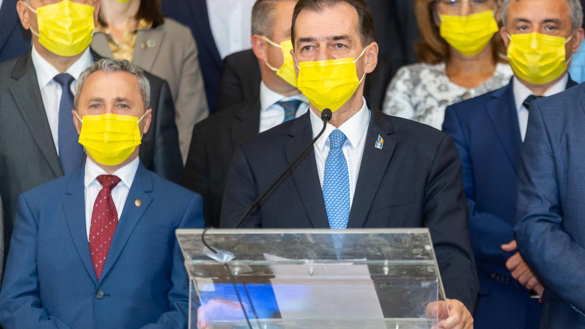 ludovic-orban-iohannis_33201100