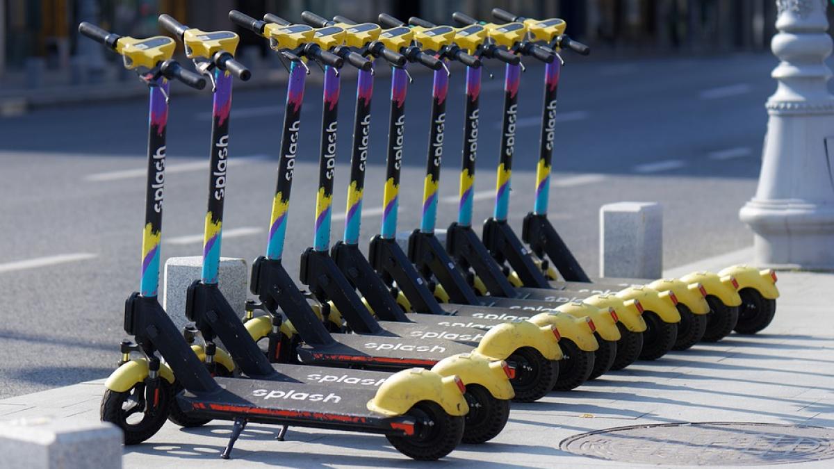 circulatia-trotinetelor-electrice--reglementata--ce-reguli-trebuie-respectate_79851200