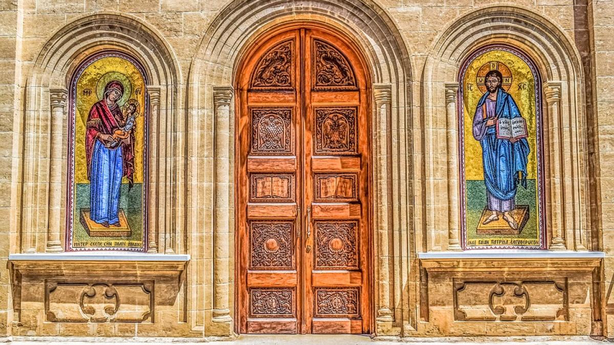 rugaciuni-catre-iisus-hristos-si-maica-domnului-pentru-iesirea-din-necazuri_69511500