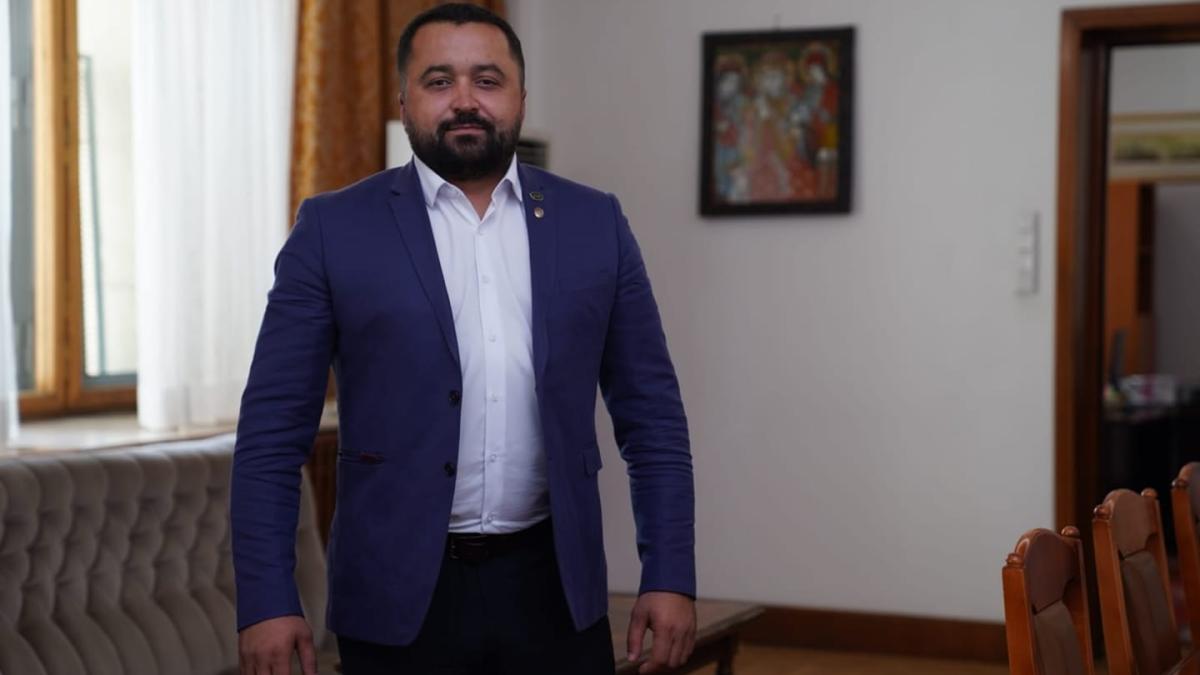 spargere-la-sediul-aur--deputatul-ciprian-ciubuc-se-pare-ca-s-au-cautat-acte_46722800