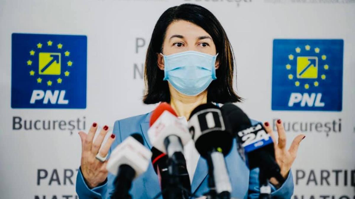 ciolos--sms-catre-citu--violeta-alexandru-chiar-doriti-sa-ne-pacalim-singuri-pnl-va-plati-un-cost-enorm_20678300