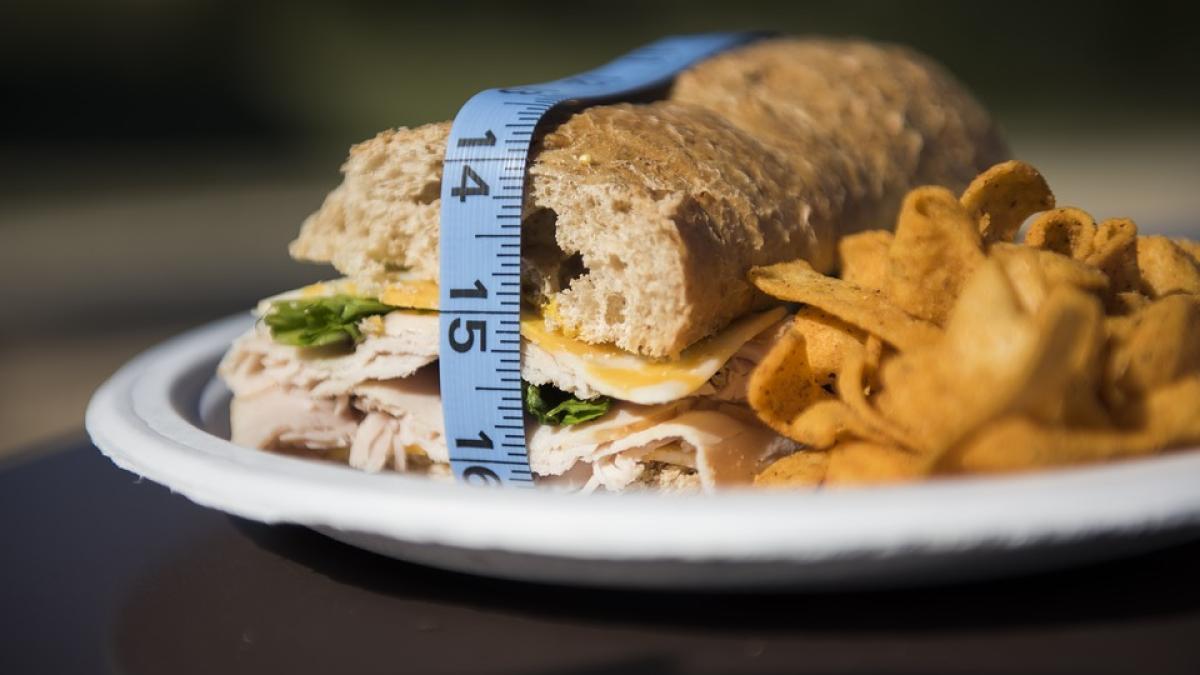 cum-slabesti-daca-ai-rezistenta-la-insulina-sau-sindromul-ovarelor-polichistice--nutritionist-este-esential-in-ambele-sindroame_29634600