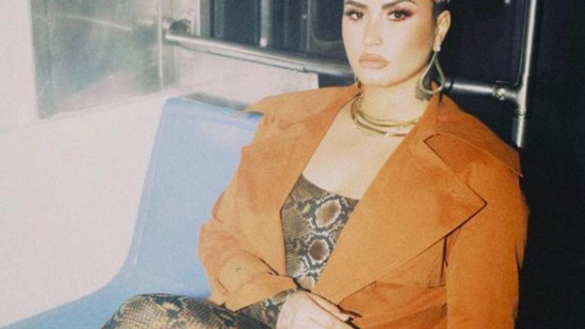 demi-lovato-termenul-alien-este-ofensator-pentru-extraterestri--ar-trebui-sa-fie-numiti-ets_57596000