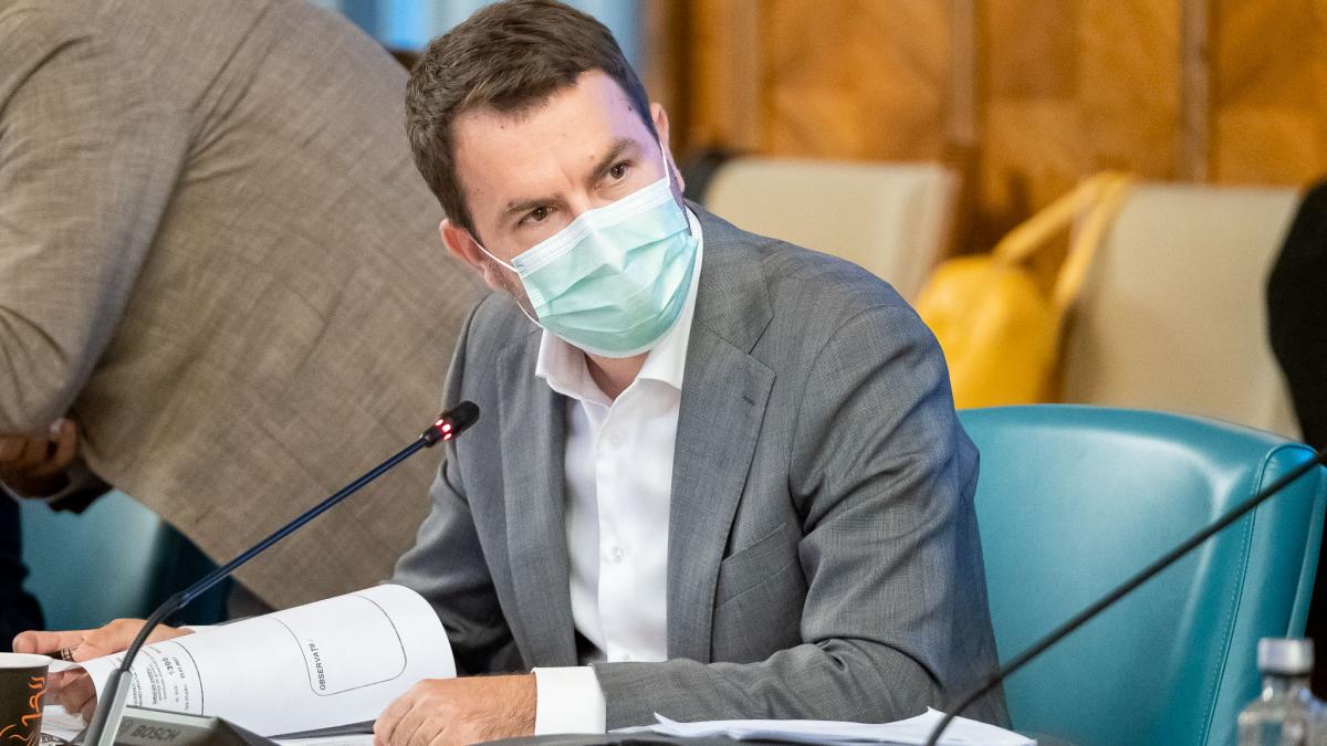 drula-la-dcnews-dumitrescu-ce-se-intampla_34573400