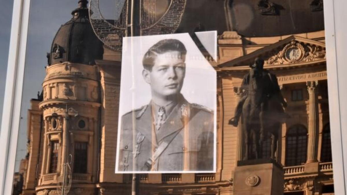 ceremonie-dedicata-centenarului-nasterii-regelui-mihai-i--burse--ordine-si-decoratii-acordate-de-custodele-coroanei_22427200