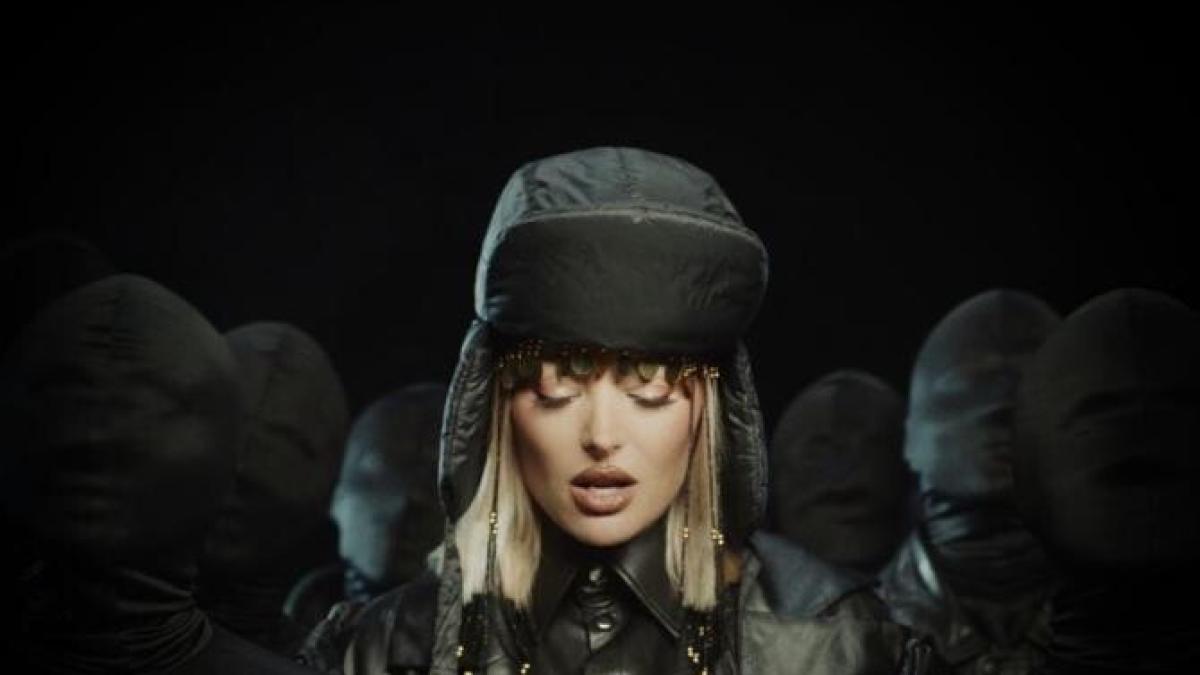 delia_intre_noi_81742300