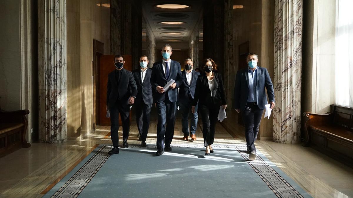 usr_dan_barna_fb_57686400