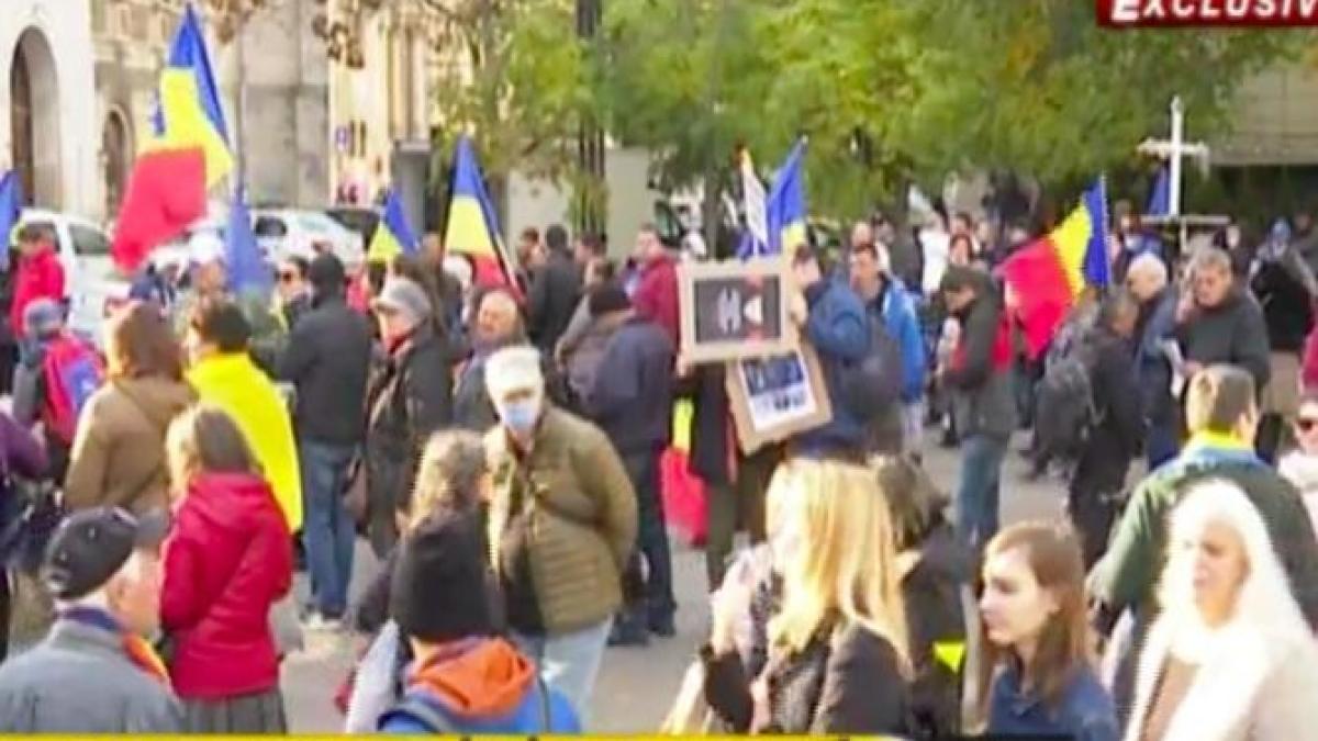 protest_piata_universitatii_61737900