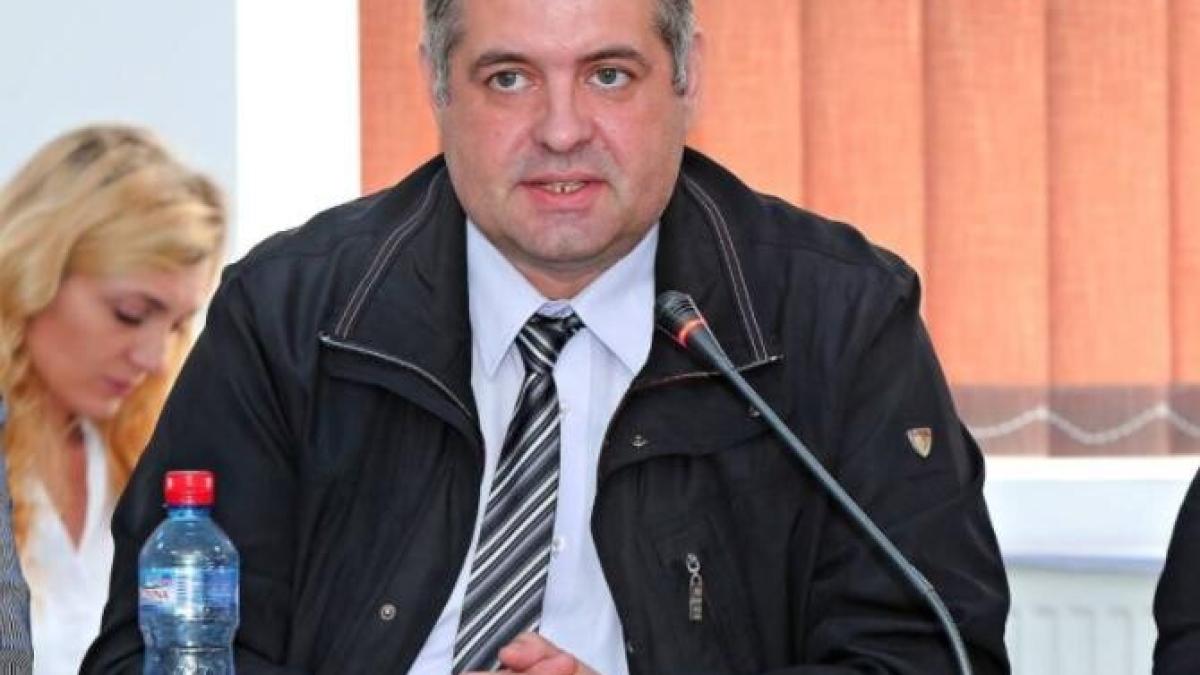 gindrovel-dumitra_85114300