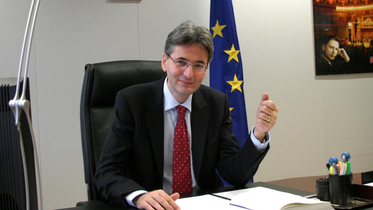 leonard-orban_13671900