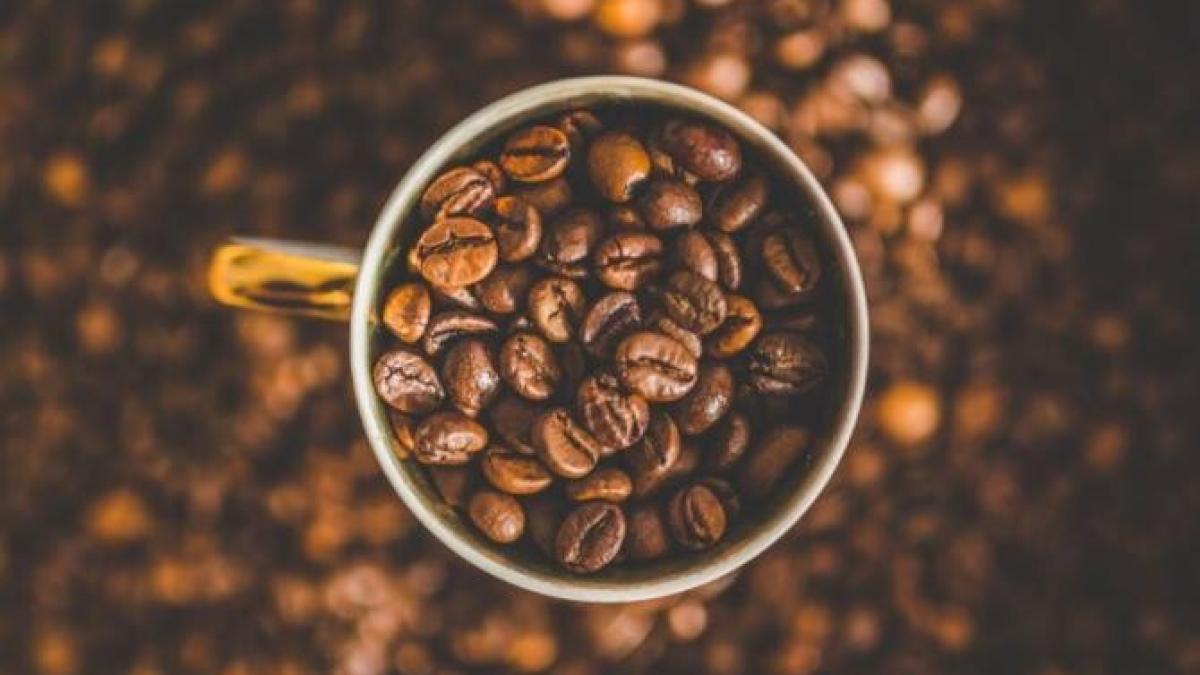 cafea_dimineata_nutritionist_foto_pexels_70754700