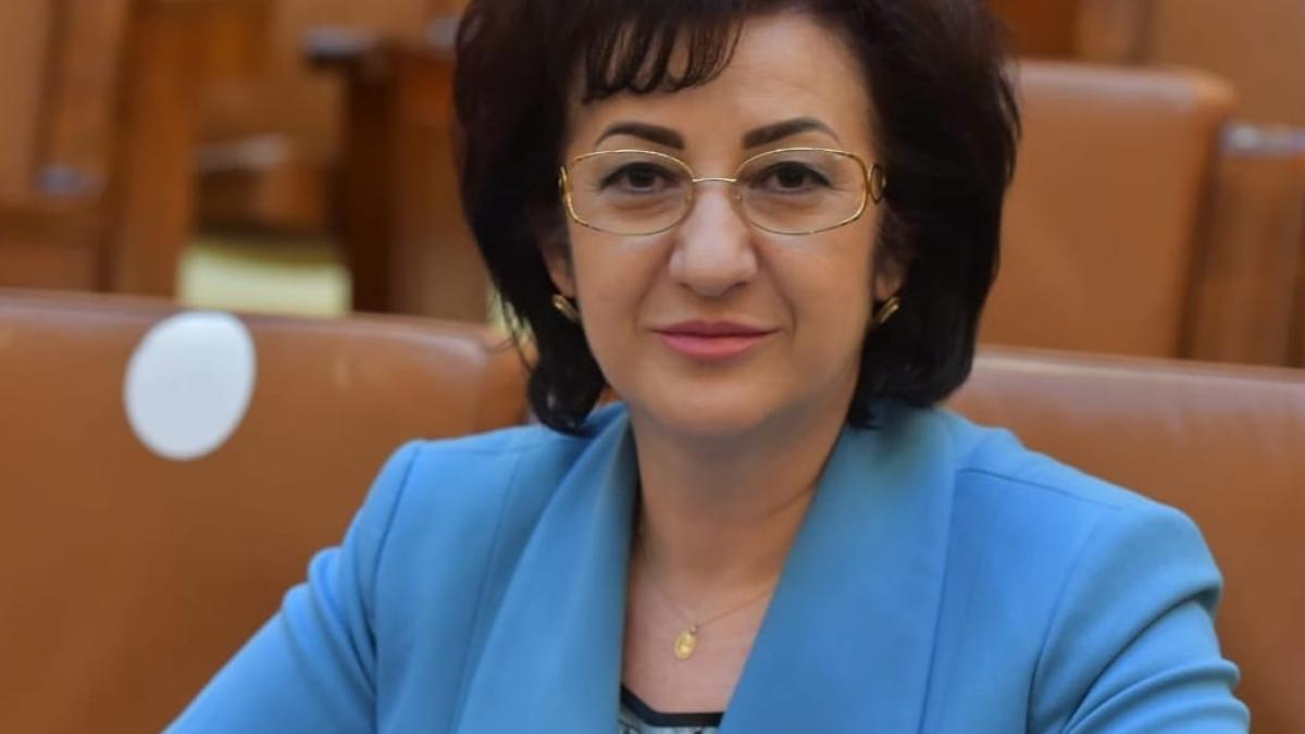 luminita-barcari_83141800