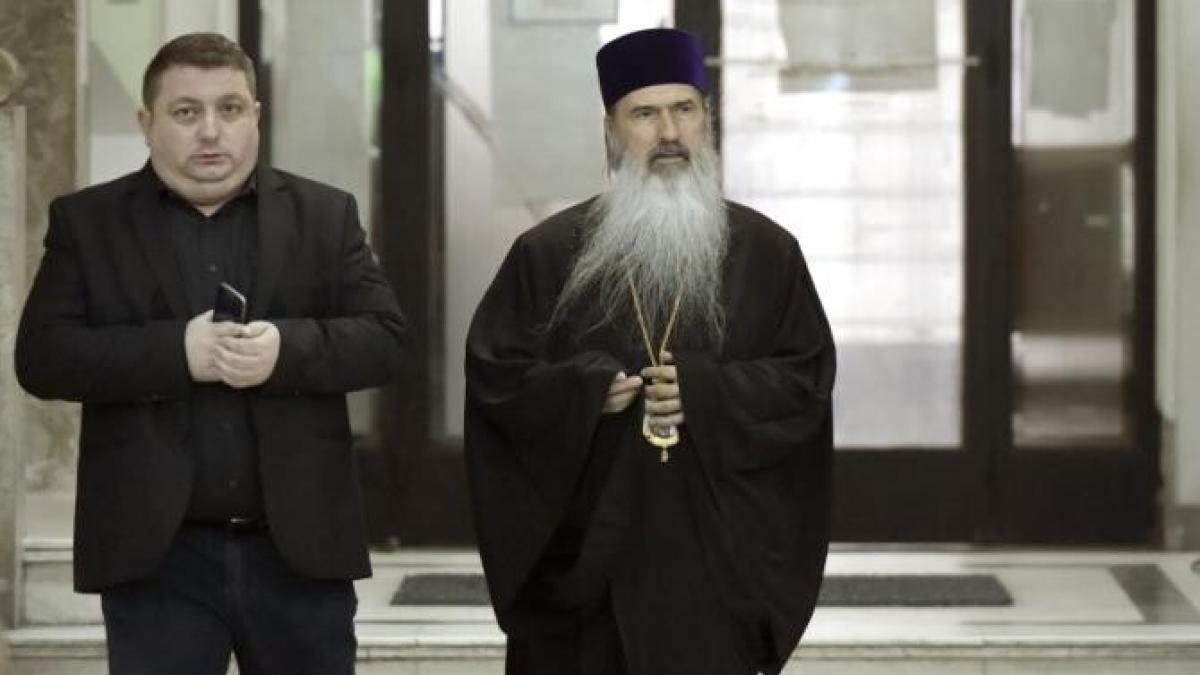 iprc-ccprc-82ps-teodosie--o-nouaprc-ccprc-86-declaratprc-ccprc-a6ie-controversataprc-ccprc-86_42062400