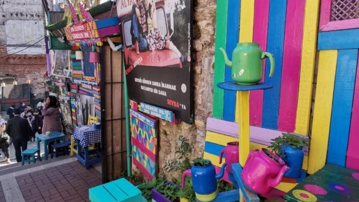 balat-cafenea-5_44266000