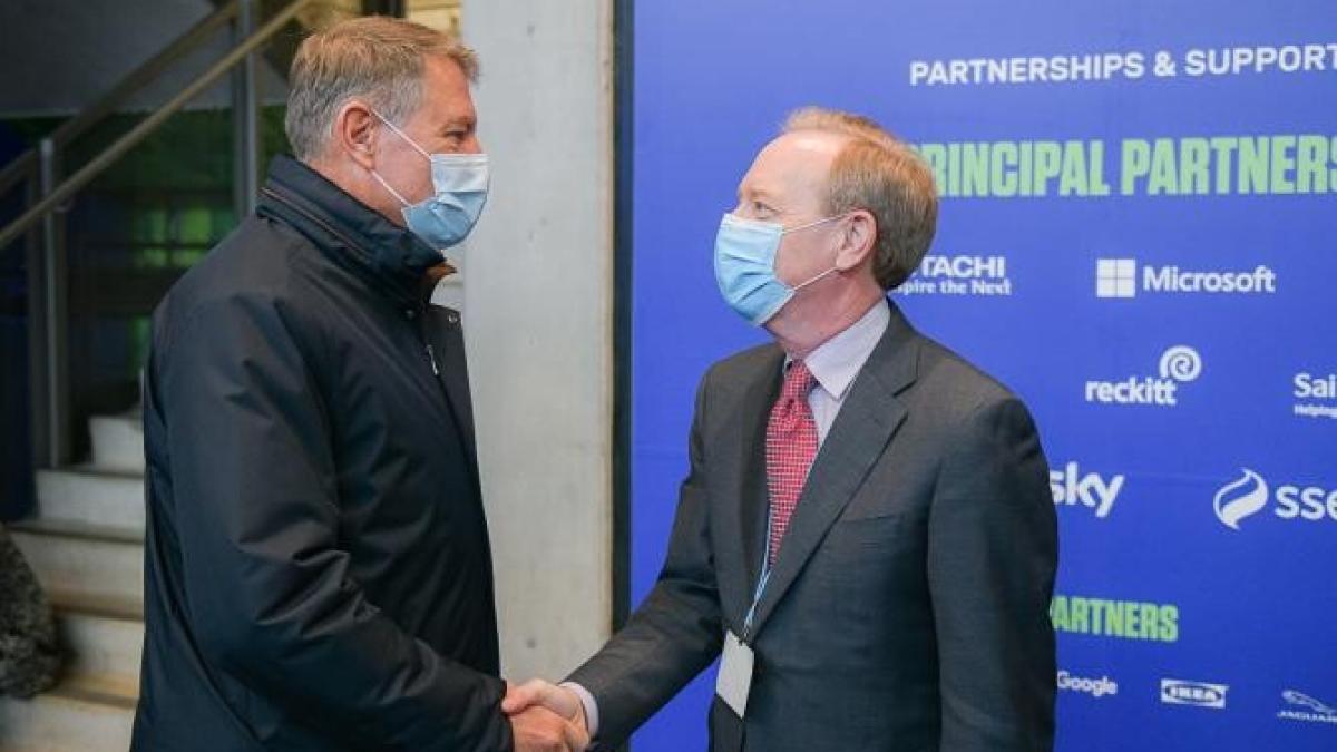 cop-26--klaus-iohannis-s-a-iprc-ccprc-82ntaprc-ccprc-82lnit-sprc-ccprc-a6i-cu-presprc-ccprc-a6edintele-microsoft--brad-smith_53540700