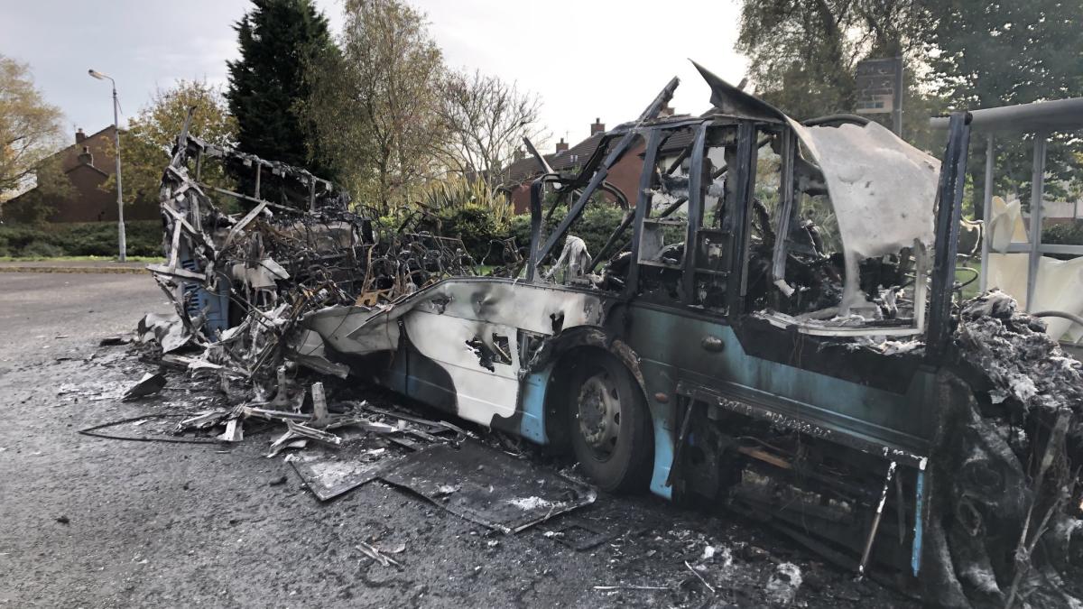 autobuz-irlanda-de-nord_81749600