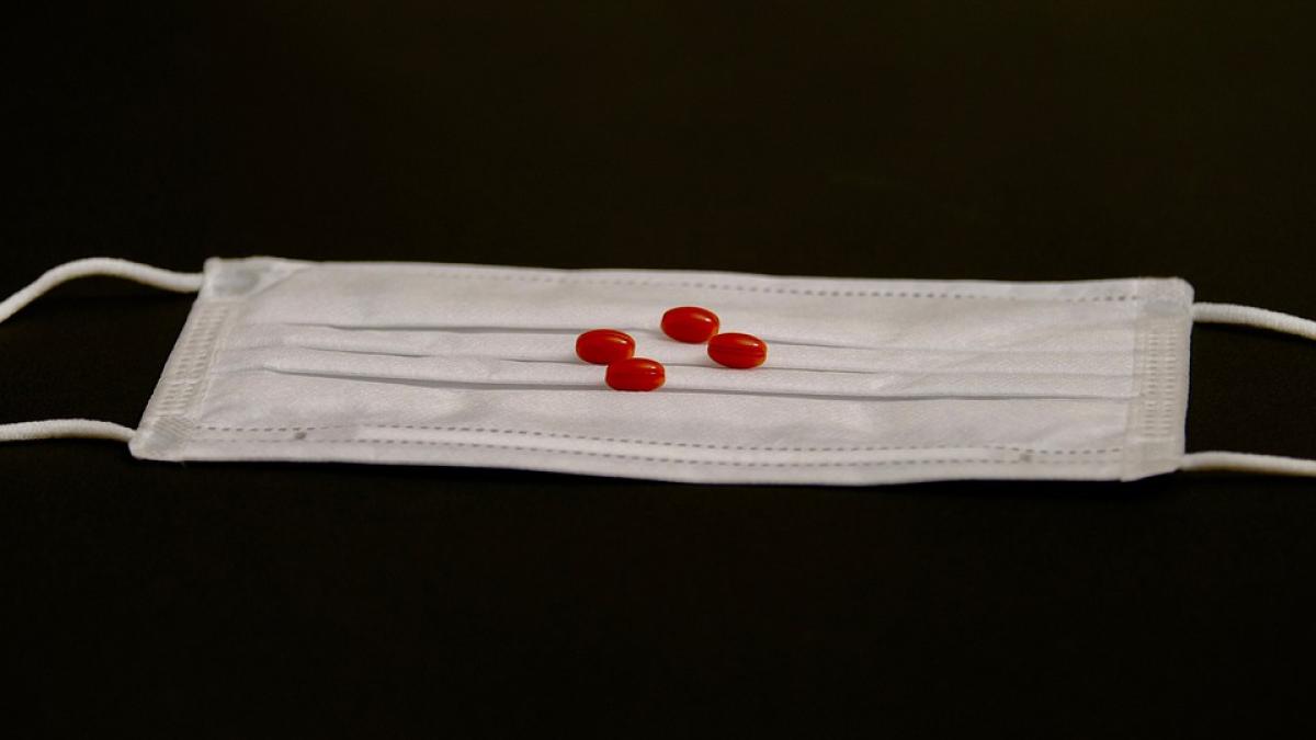 pastila-covid-adrian-marinescu_98048300