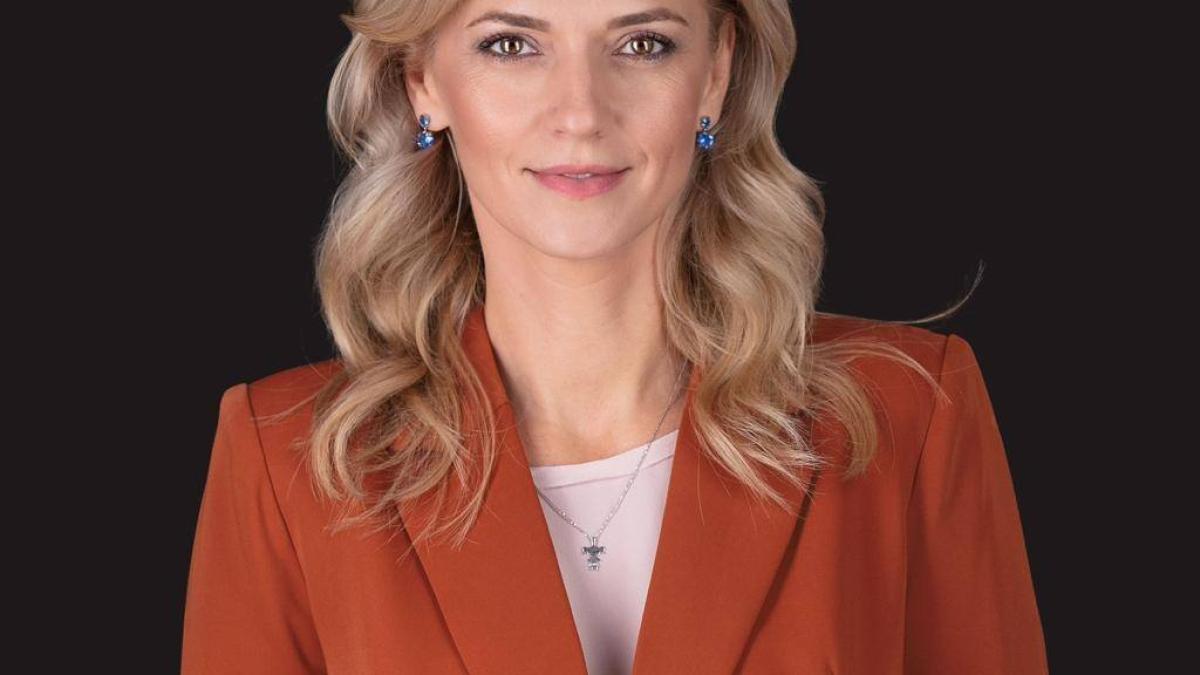 alina-gorghiu_47668900