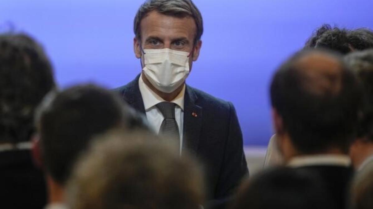 macron-vaccin_55184800