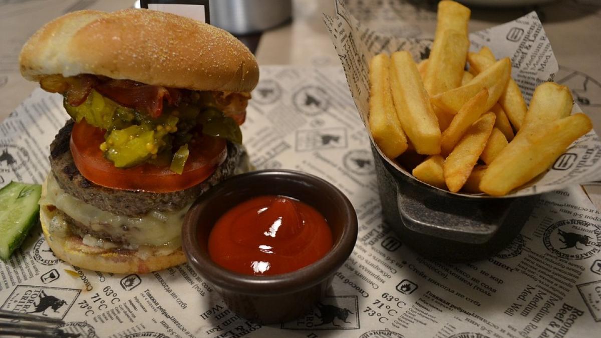 ketchup-de-casa--vei-renunta-la-cel-din-comert-iata-reteta_30427100